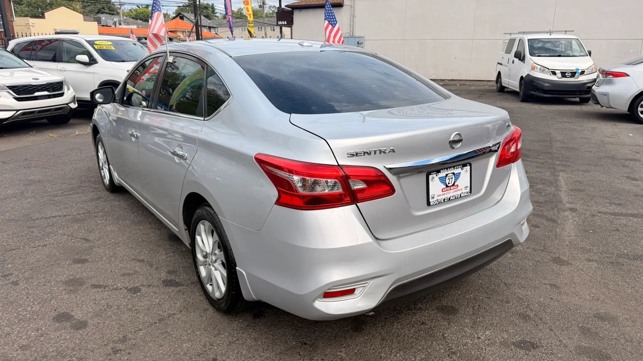 Used 2019 Nissan Sentra SV FWD image 5
