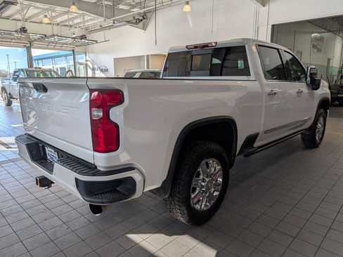 Used 2024 Chevrolet Silverado 2500 High Country w/ Technology Package AWD/4WD image 13