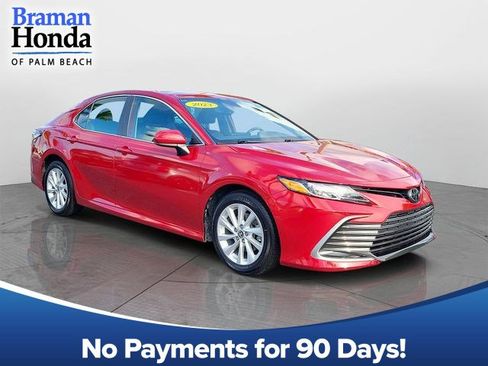 Used 2023 Toyota Camry LE FWD image 1
