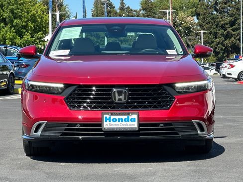 Used 2025 Honda Accord Touring image 6