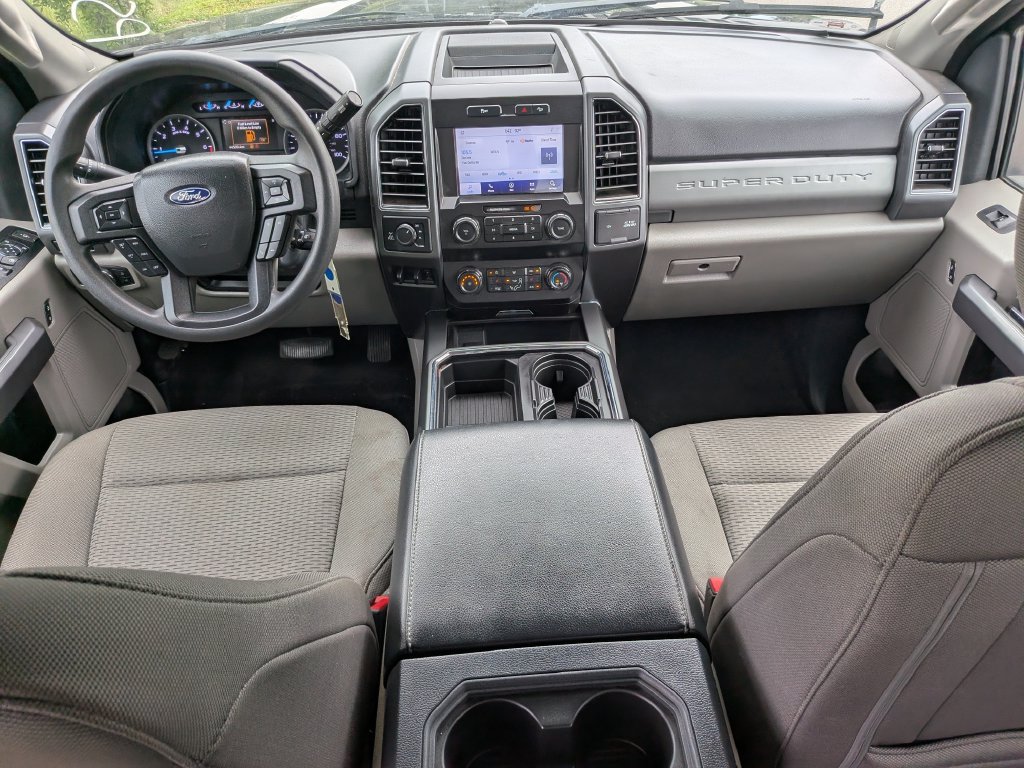 Used 2022 Ford F250 XLT w/ XLT Premium Package AWD/4WD image 16