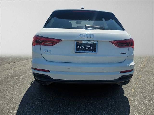 Used 2020 Audi Q3 2.0T Premium Plus w/ Premium Plus Package AWD/4WD image 4