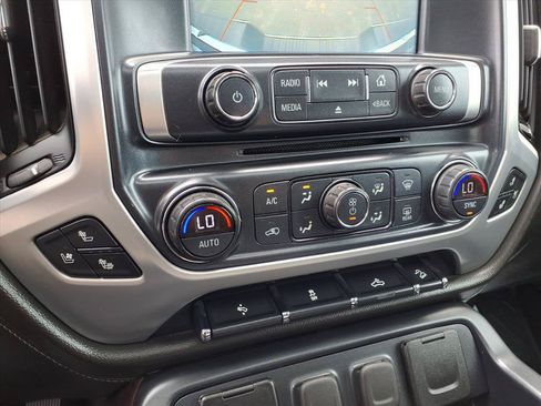 Used 2018 GMC Sierra 1500 SLT w/ SLT Premium Package AWD/4WD image 12