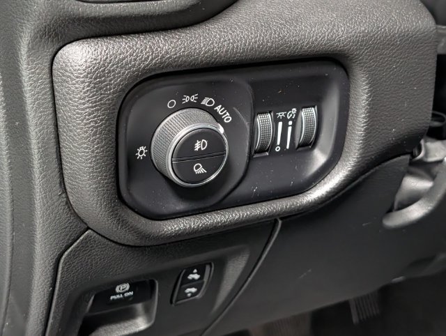 Used 2023 RAM 1500 Laramie AWD/4WD image 14