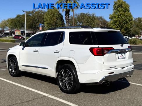 Used 2017 GMC Acadia Denali w/ Technology Package AWD/4WD image 7