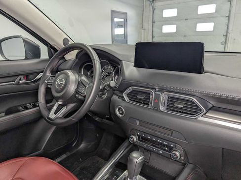 Certified 2024 MAZDA CX-5 Carbon Edition image 41