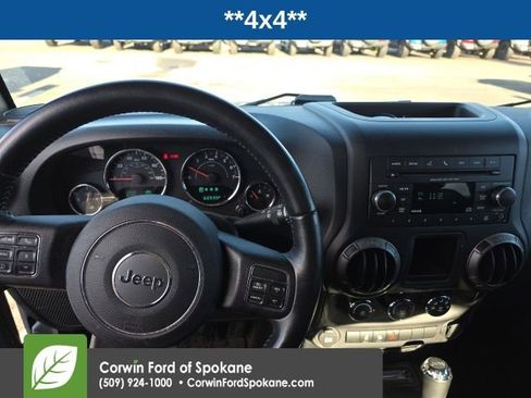 Used 2015 Jeep Wrangler Sport w/ Connectivity Group image 8