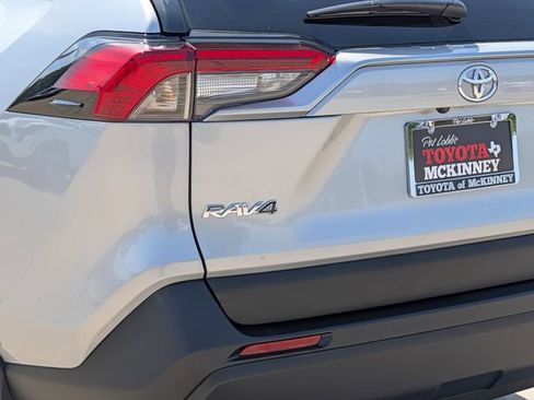 Used 2025 Toyota RAV4 XLE Premium w/ Weather Package FWD image 7