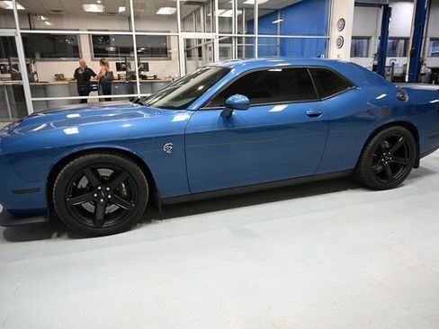 Used 2021 Dodge Challenger SRT Hellcat w/ Plus Package image 9