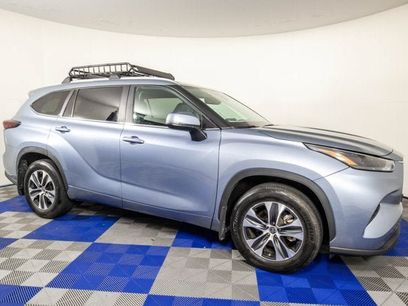 Used 2024 Toyota Highlander XLE