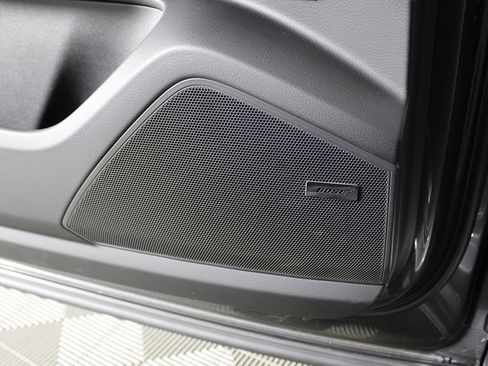 New 2026 Porsche Cayenne image 18