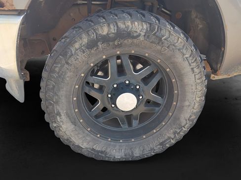 Used 2012 Ford F250 XLT AWD/4WD image 11
