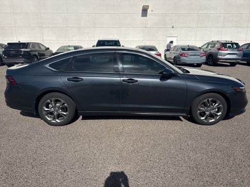 Used 2023 Honda Accord EX image 2