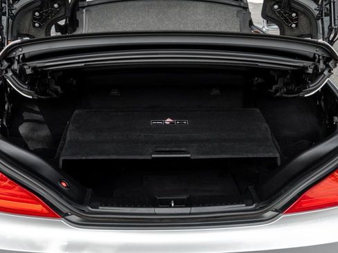 Used 2016 Mercedes-Benz SL 550 image 29