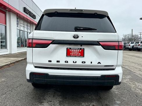 Certified 2025 Toyota Sequoia SR5 AWD/4WD image 4