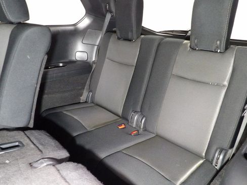 Used 2020 Nissan Pathfinder S image 13