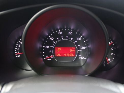 Used 2017 Kia Soul image 11