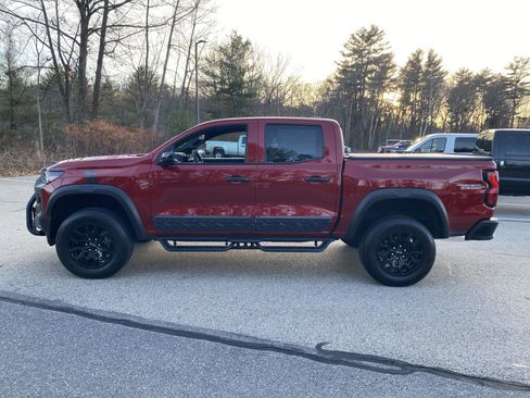 Used 2023 Chevrolet Colorado Trail Boss w/ Technology Package image 4