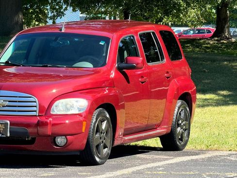 Used 2008 Chevrolet HHR LT w/ Enhanced Safety Package FWD image 17