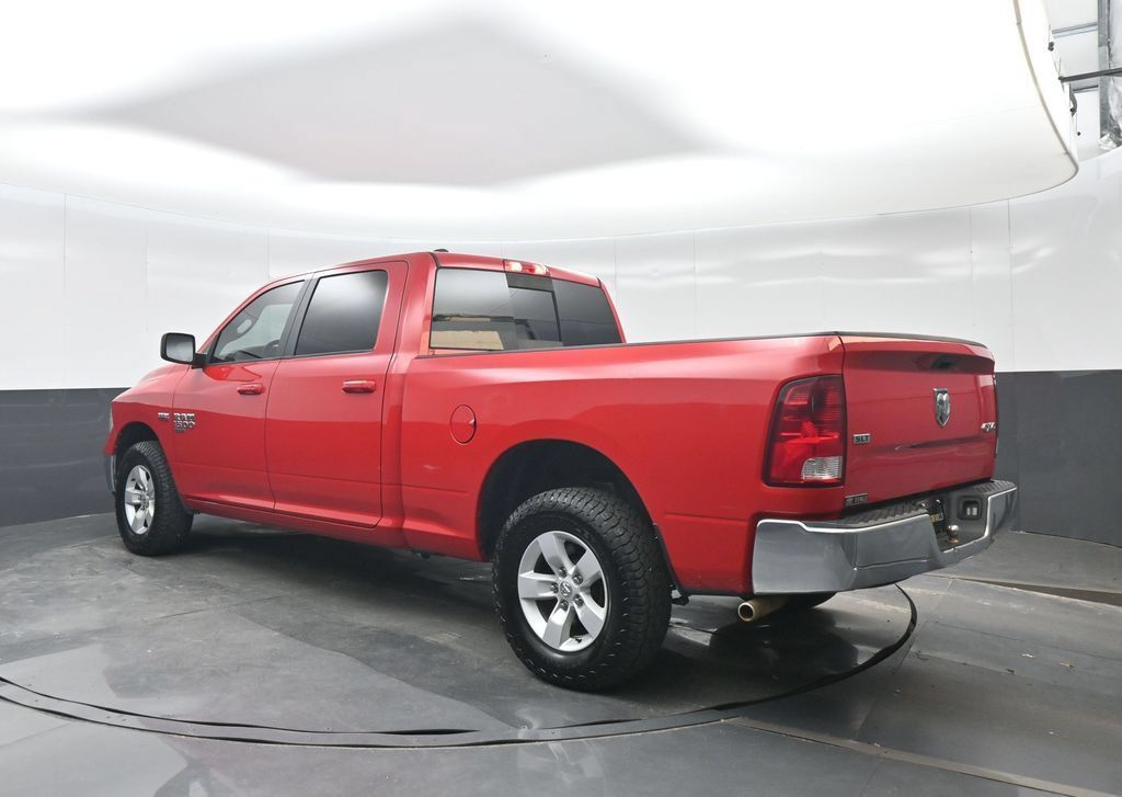 Used 2020 RAM 1500 Classic SLT AWD/4WD image 4