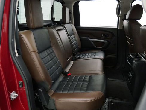 Used 2017 Nissan Titan Platinum Reserve AWD/4WD image 19