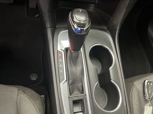 Used 2019 Chevrolet Equinox LT w/ Sun & Navigation Package image 24