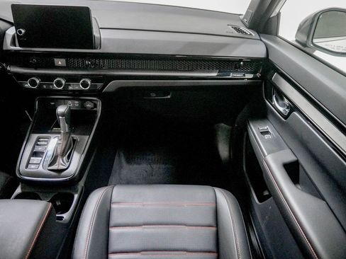 Certified 2025 Honda CR-V Sport Touring image 31