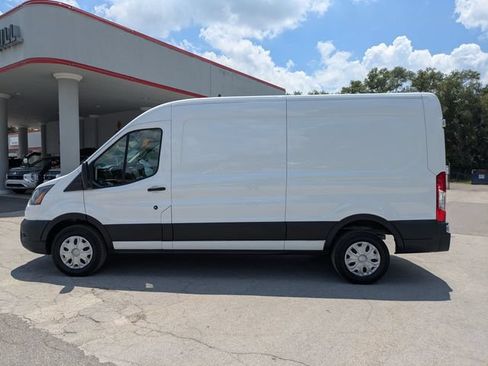 Used 2022 Ford E-Transit Medium Roof RWD image 7