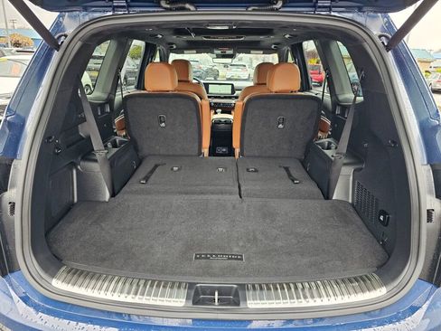 Used 2025 Kia Telluride SX Prestige X-Pro AWD/4WD image 29