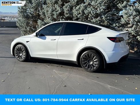 Used 2023 Tesla Model Y Long Range image 5