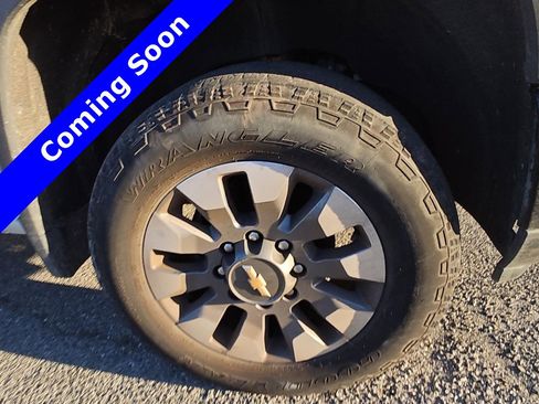 Used 2024 Chevrolet Silverado 2500 Custom w/ Custom Value Package image 18