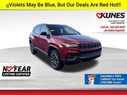 Used 2025 Jeep Compass Trailhawk