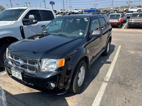 Used 2012 Ford Escape XLT AWD/4WD image 2