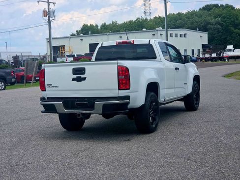 Used 2017 Chevrolet Colorado W/T RWD image 10