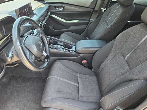 Used 2023 Honda Accord Sport image 13