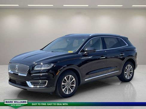 Used 2020 Lincoln Nautilus Reserve image 3