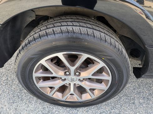 Used 2017 Ford Expedition EL King Ranch image 6