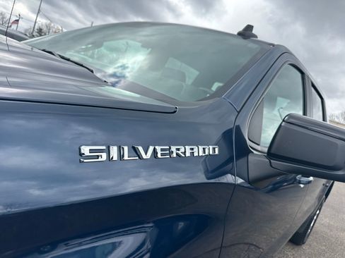 Used 2022 Chevrolet Silverado 1500 RST AWD/4WD image 13