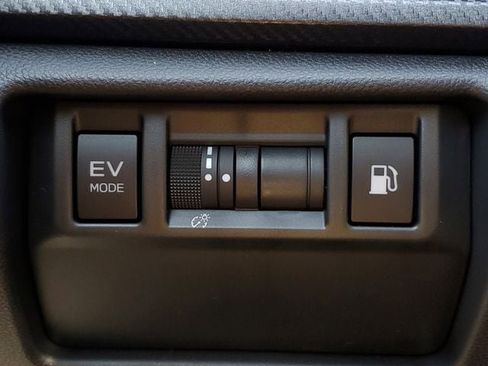 New 2026 Subaru Crosstrek 2.5i Limited w/ Crosstrek Mirror Package AWD/4WD image 35