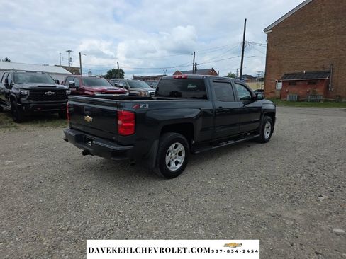 Used 2018 Chevrolet Silverado 1500 LT w/ All Star Edition AWD/4WD image 5