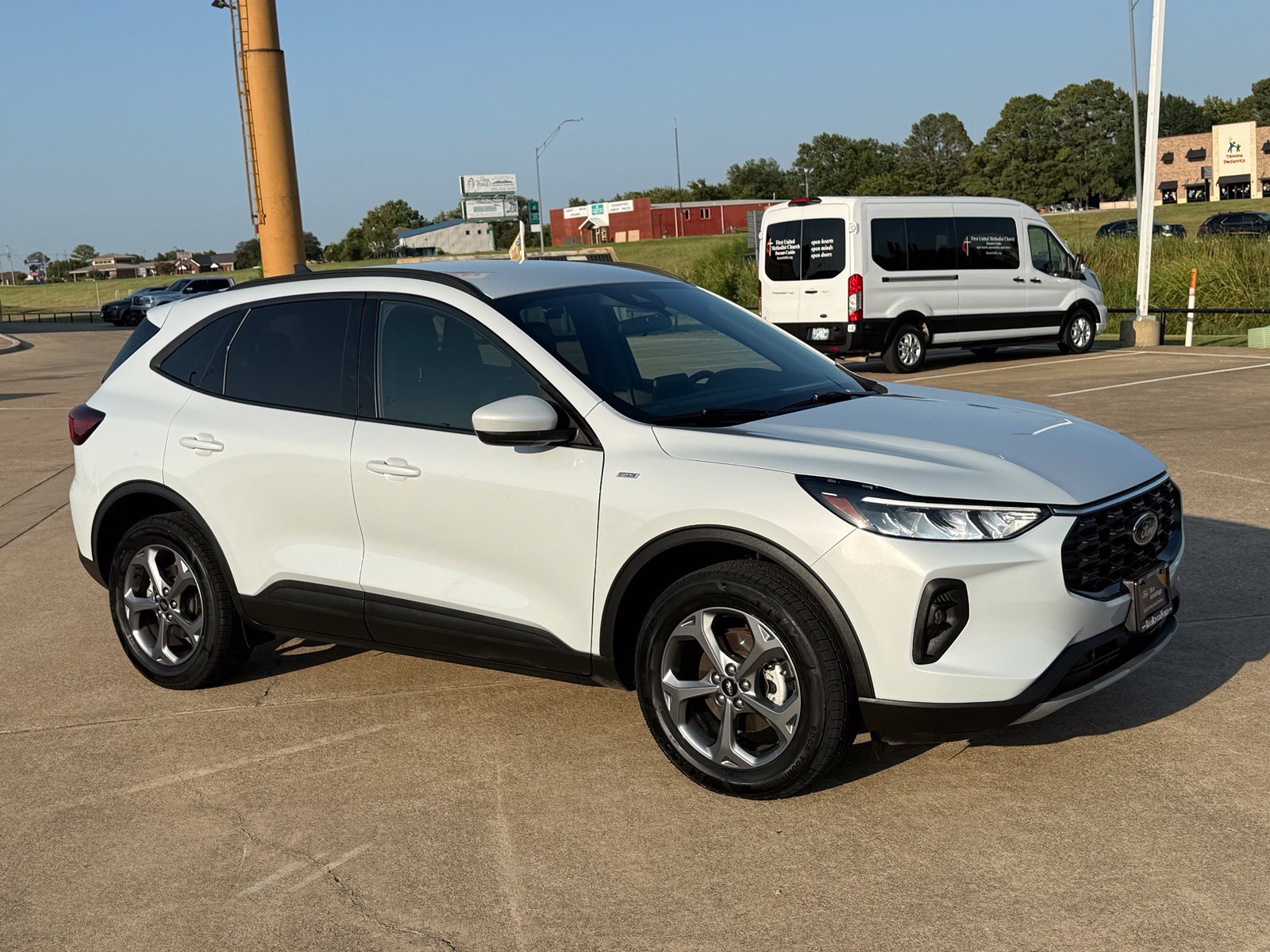 Certified 2025 Ford Escape ST-Line Select AWD/4WD image 3