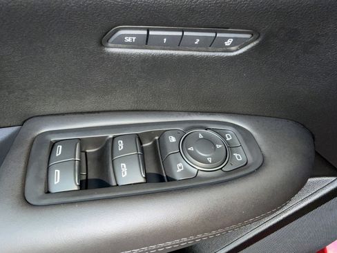 Certified 2024 Cadillac XT5 Premium Luxury w/ Platinum Package image 32