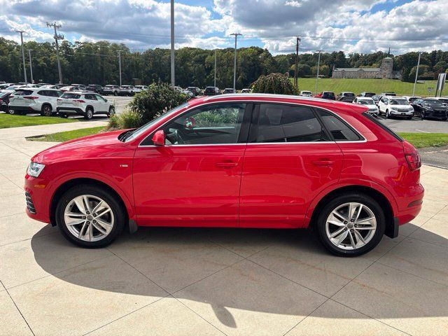 Used 2018 Audi Q3 2.0T Premium Plus w/ Premium Plus Package AWD/4WD image 4
