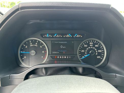 Used 2016 Ford F150 XLT w/ Equipment Group 302A Luxury AWD/4WD image 23