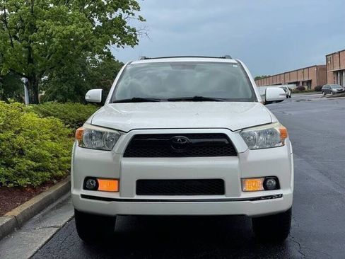 Used 2010 Toyota 4Runner SR5 AWD/4WD image 3