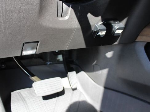 Used 2026 Chevrolet Silverado 3500 High Country w/ High Country Premium Package image 65