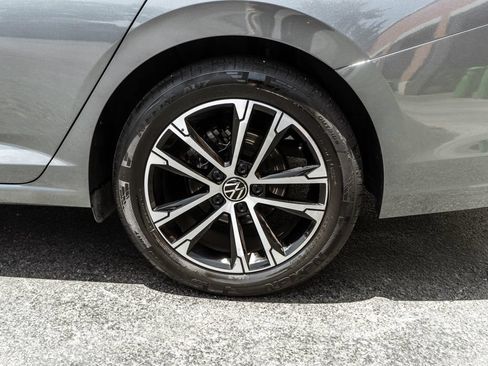 Used 2025 Volkswagen Jetta Sport FWD image 26