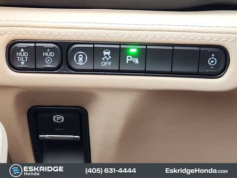 Used 2023 Acura MDX SH-AWD w/ Advance Package image 23