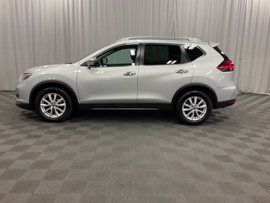 Used 2017 Nissan Rogue SV FWD image 15