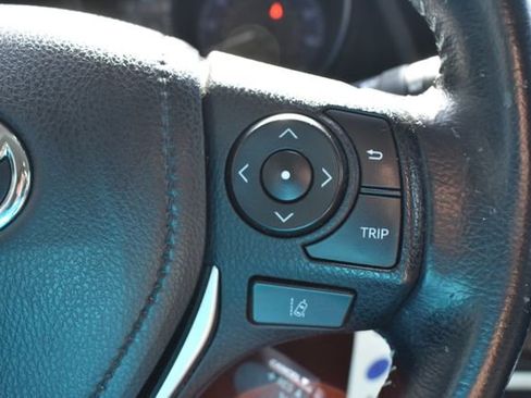 Used 2017 Toyota Corolla iM w/ Carpet Mat Package FWD image 22